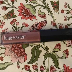 Lune + Aster Vitamin C & E Lipgloss GURU